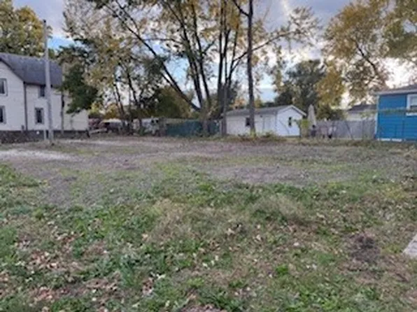 1018 E 12th St, Des Moines, IA 50316