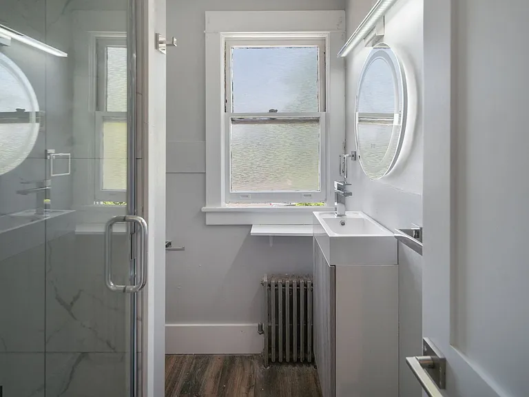 109 Williams St — Photo 130