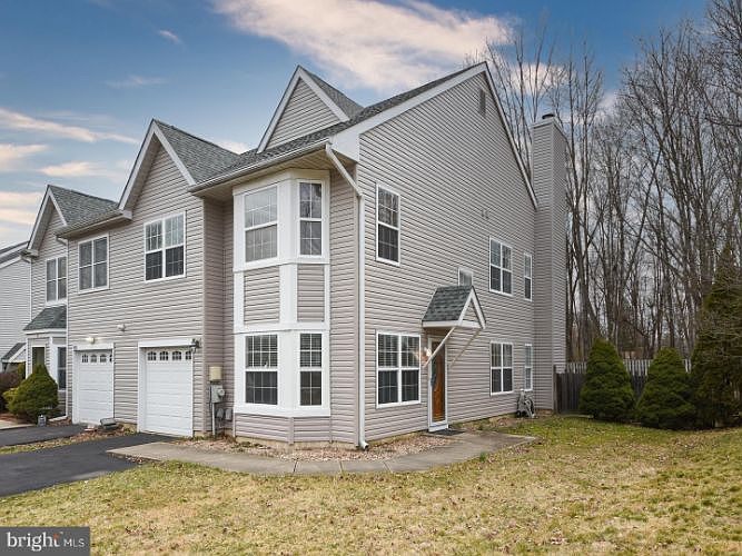 1st image of 662 Woodspring Dr