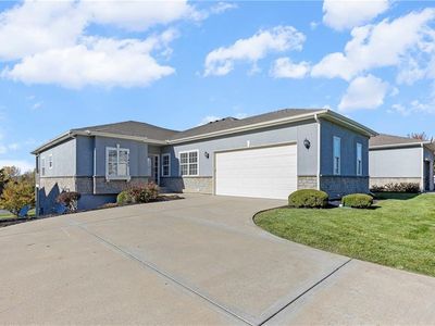 21962 W 116th Ter, Olathe, KS, 66061