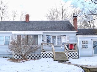 1307 Cross Hill Rd, Vassalboro, ME 04989