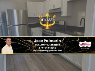 124-125 1/2 E Sibley St #20, Hammond, IN 46320