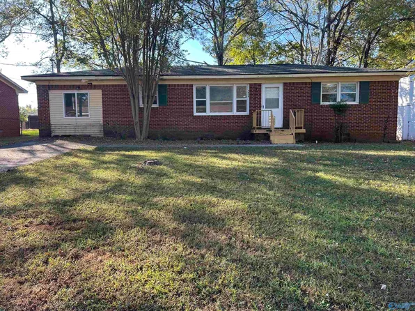 4809 Aubrey Cir NW, Huntsville, AL 35810