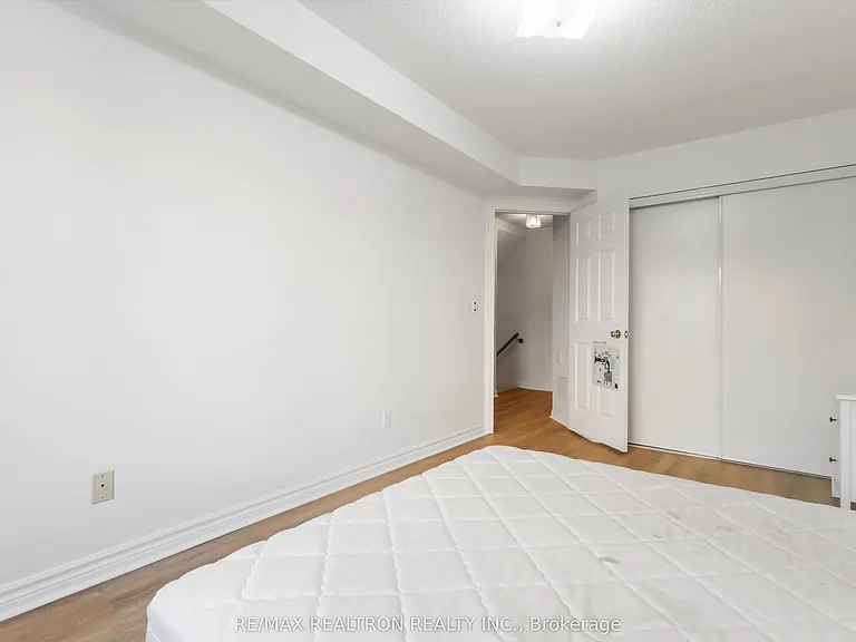 14 Saint Moritz Way #12 — Photo 20