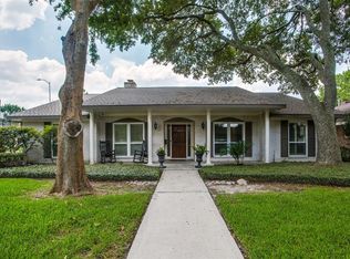 6203 Braesheather Dr, Houston, TX 77096