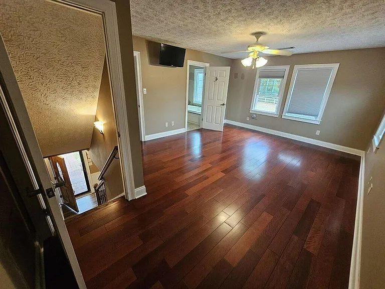 1505 Old Loganville Rd — Photo 5
