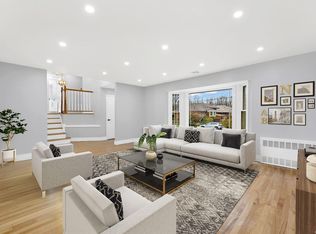 49 Ridge Dr, Westbury, NY 11590