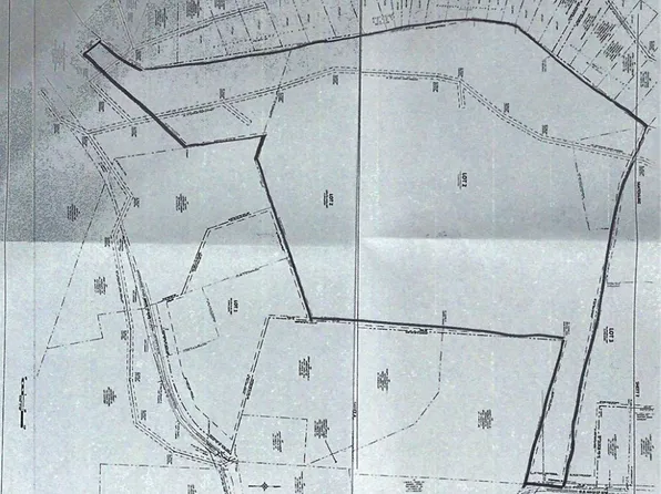 2 N Washington Rd, Apollo, PA 15613