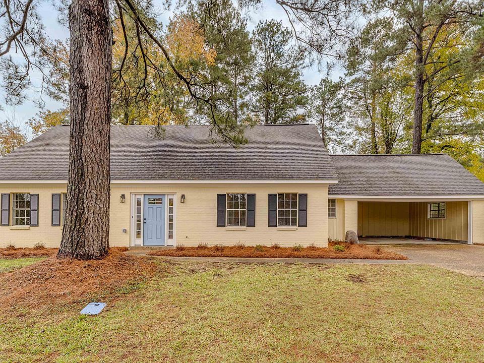 1st image of 311 Lakeland Dr