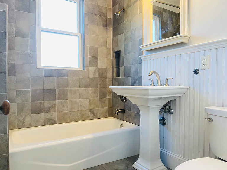16 Donnybrook Rd #1 — Photo 9