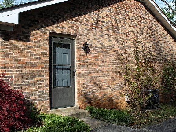 2nd image of 8616 Burleson Ln
