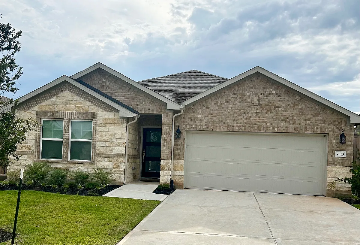 3 bed, 1790 sqft, $2,500 — Photo 1