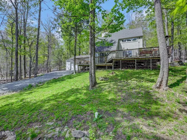 103 Orchard Ln, Greentown, PA 18426