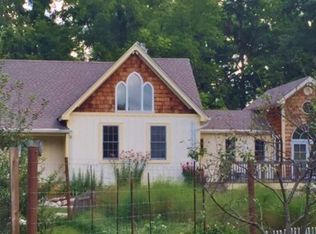 176 Oak St, Lewisburg, WV 24901