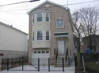 423 S 18th St, Newark, NJ 07103