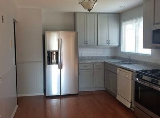 4633 McIlroy Dr, Saint Louis, MO 63128