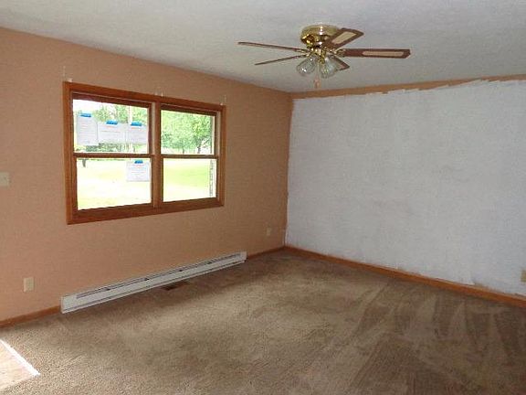 2nd image of 1722 Tiamo Ln