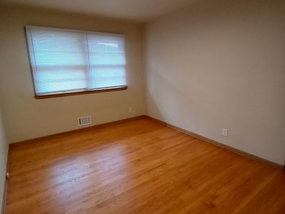 5th image of 4309 Eastridge Dr