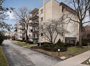 8650 Ferris Ave UNIT 202, Morton Grove, IL