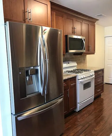 32B Foxboro Ct — Photo 4