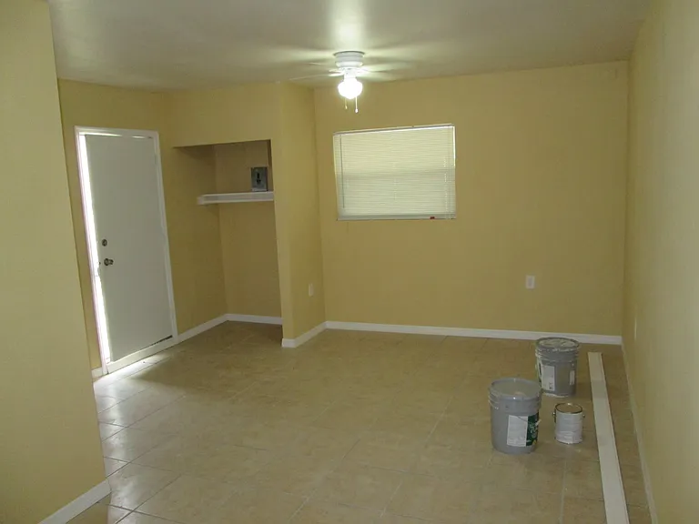 3003 W North B St — Photo 18