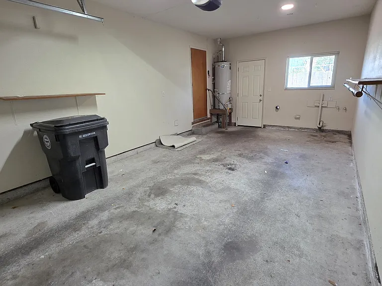 422 N Acacia Ave — Photo 12