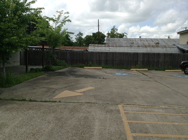 2nd image of 1539 Strickland Dr Ste A