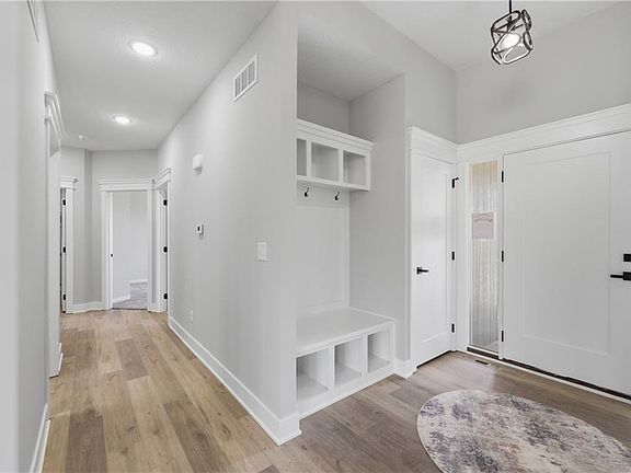 4th image of 7905 Hoot Owl St