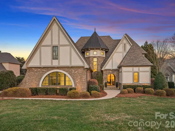 101 S Longfellow Ln, Mooresville, NC 28117
