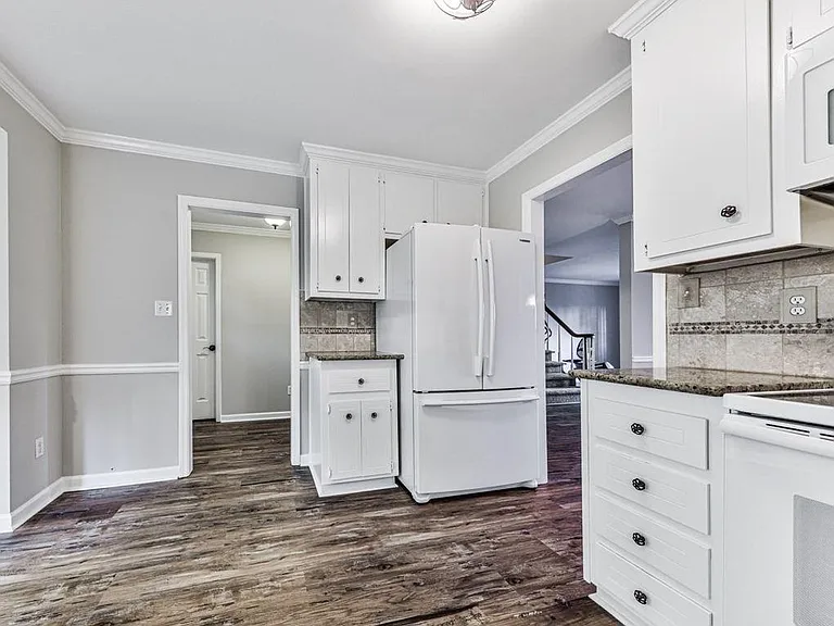 1365 Old Virginia Ct SE — Photo 11