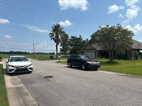 5th image of 1300 Thames Dr