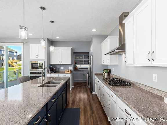 2nd image of 5855 Sage River Ct SW