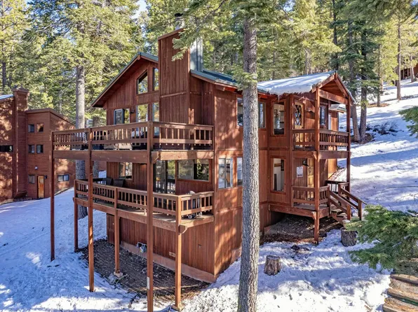 229 Basque Dr, Truckee, CA 96161