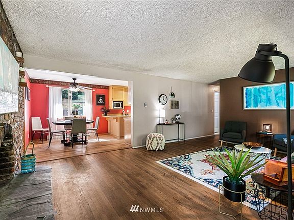 2nd image of 16425 48th Ave S