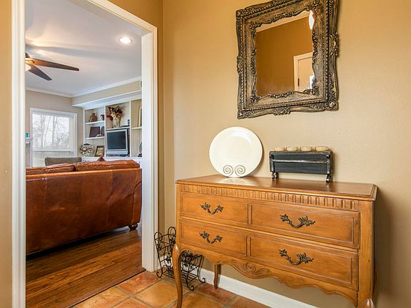 5th image of 1034 Melancon St