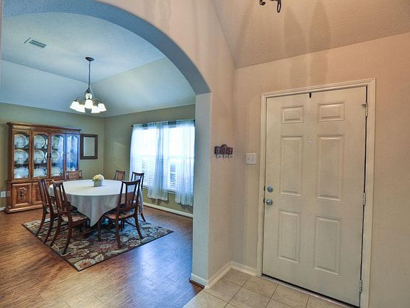 5th image of 3706 Banyan Wood Way
