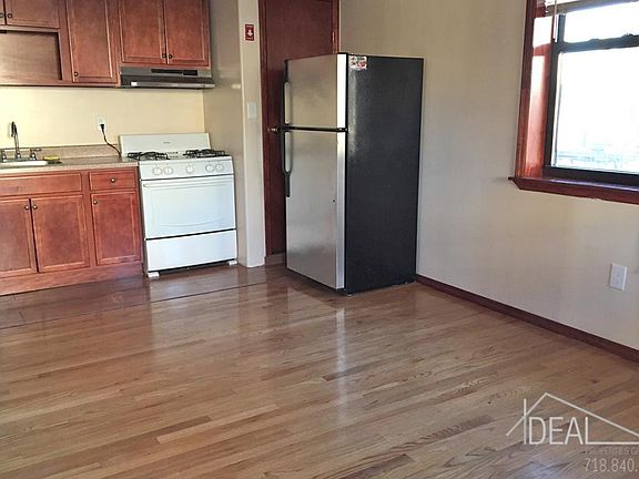 4th image of 650 5th Ave APT 2