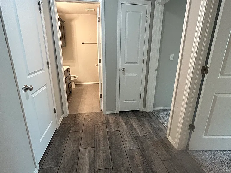 1502 E Utica Pl — Photo 29