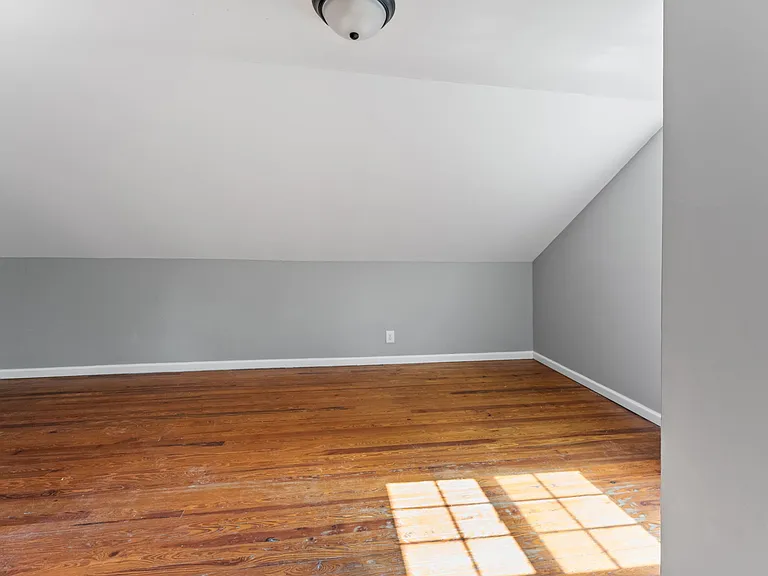 2501 Williams St — Photo 26