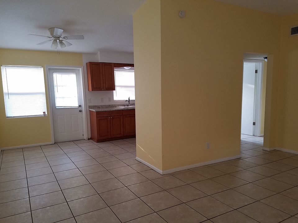2nd image of 610 Yelvington Ave