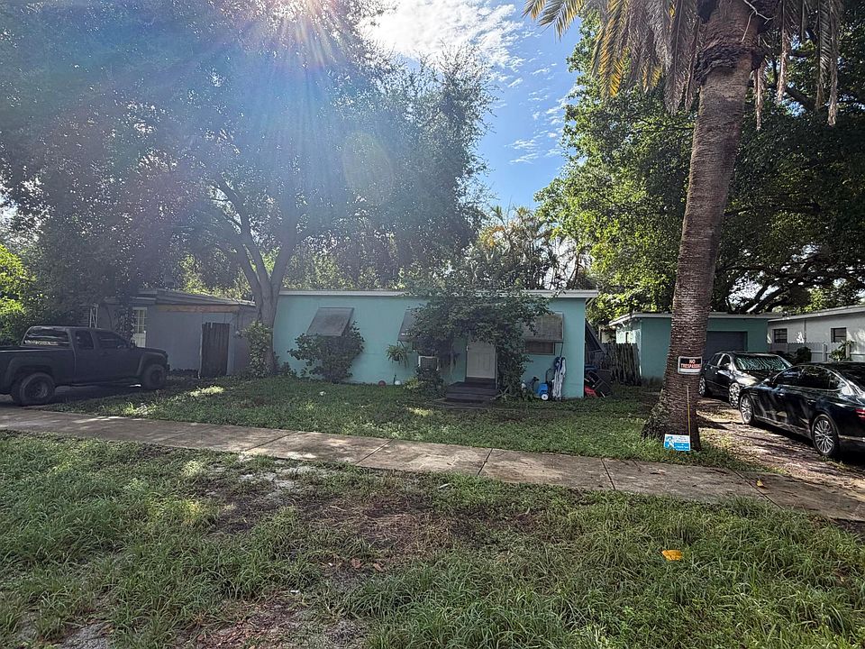 2nd image of 606 COLUMBUS Parkway