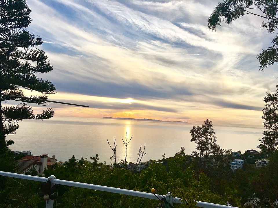Large Deck Panoramic Views