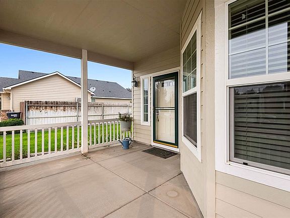 2nd image of 4303 Artesia Dr