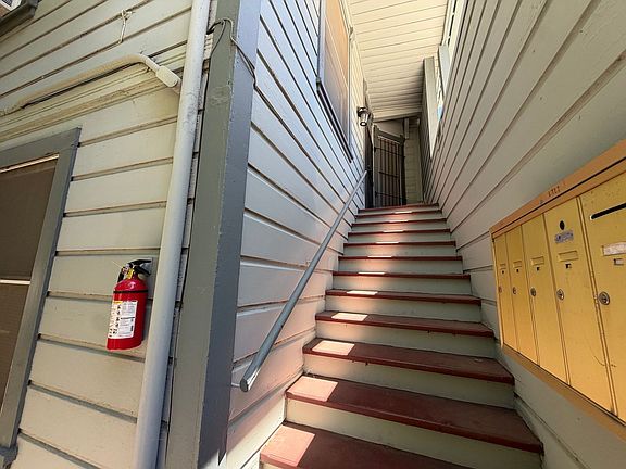 3rd image of 2427 J St