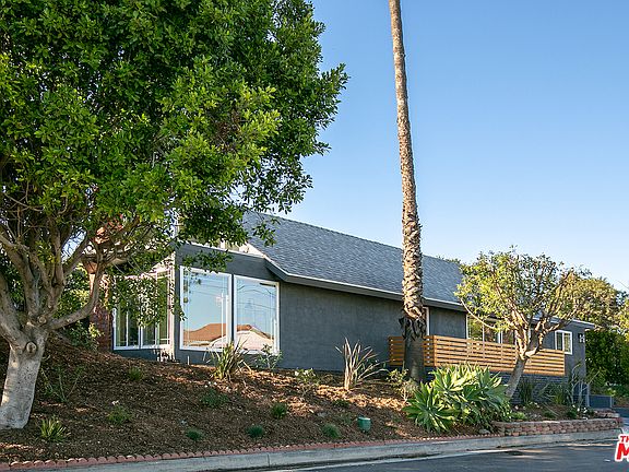 2nd image of 2523 Kerwin Pl