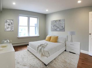 21-40 45th Rd, Flushing, NY 11358