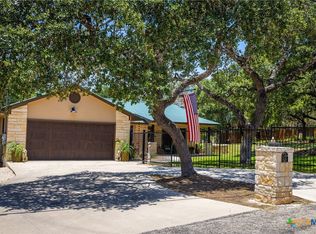 120 High Oaks Rd, Canyon Lake, TX 78133