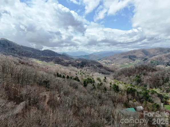 Moonbeam Ln #101-102, Clyde, NC 28721
