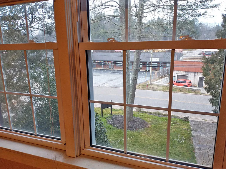 391 W Main St #4 — Photo 20