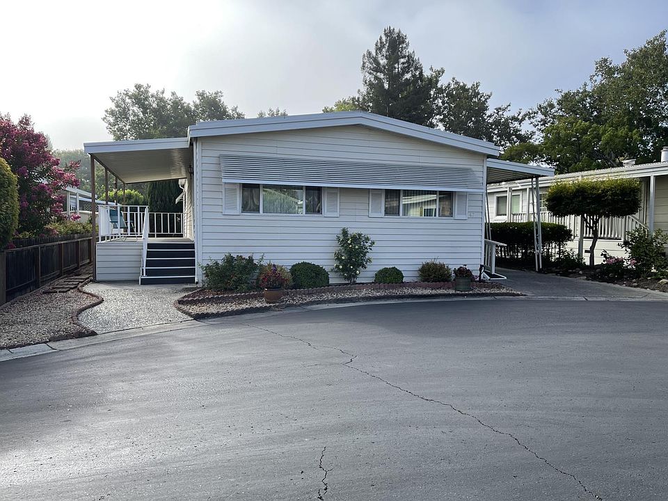1st image of 67 Mulberry Ct #67